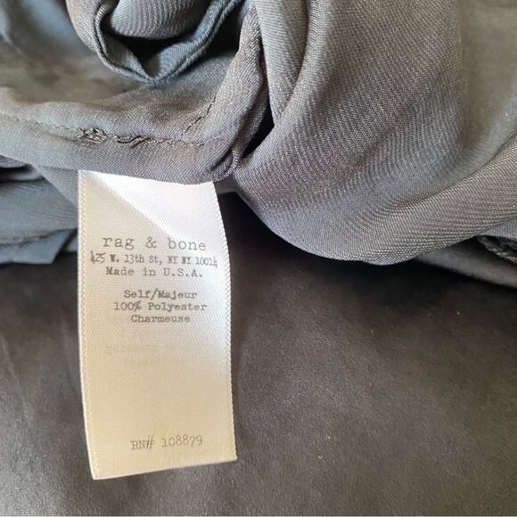 Rag & Bone Racine Black Wide Leg Charmeuse Pleated Pants size 10 High Rise - Picture 7 of 8